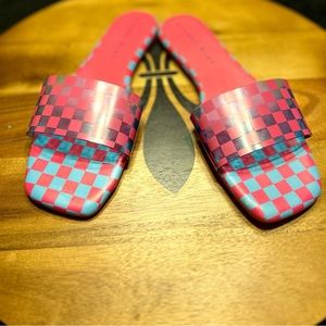 Gianni Bini checkered slides | NWOB